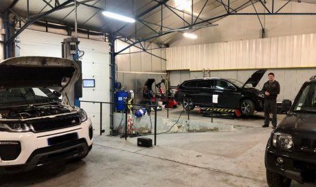 Garage pour révision et entretien de voiture à Roanne 